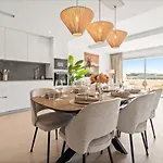 Apartment Family Friendly 3br L Pool And Terrace