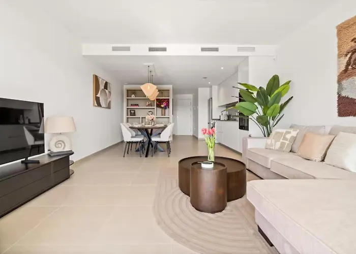 Family Friendly 3br L Pool And Terrace Estepona