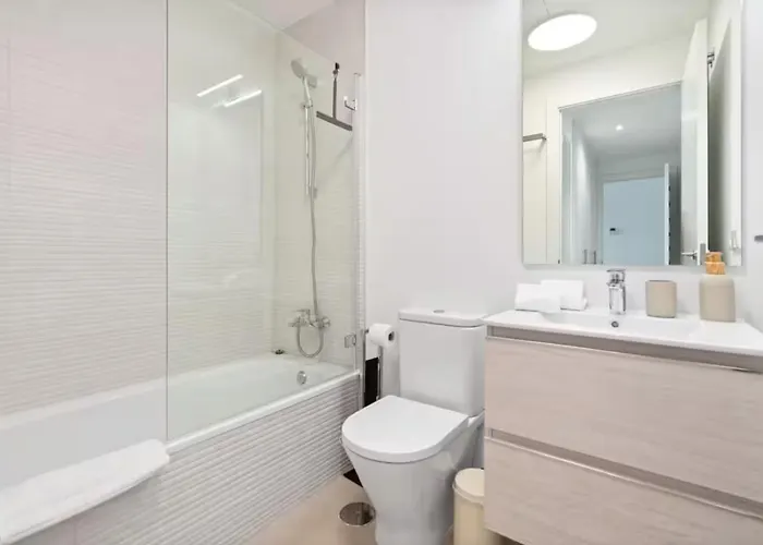 Family Friendly 3br L Pool And Terrace Lejlighed